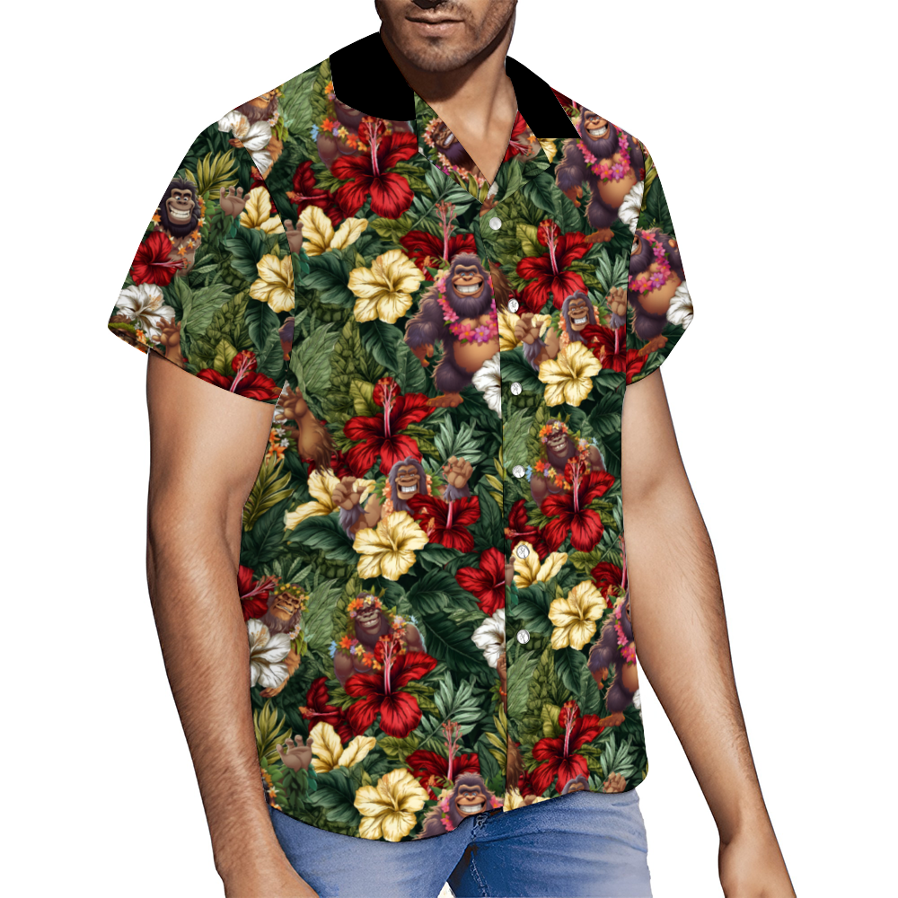 Big Foot in Hawaii Custom Men's Short Sleeve Shirt Button Down